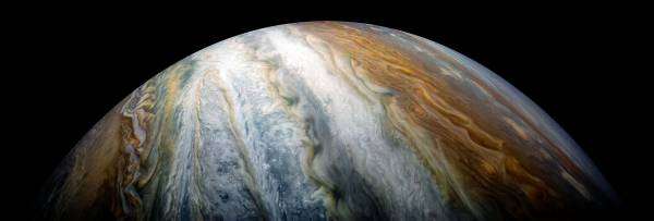 Удивительный снимок облаков Юпитера