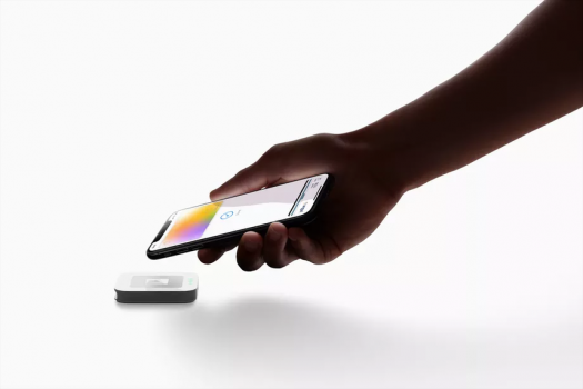 Apple показала работу банковской карты Apple Card на видео