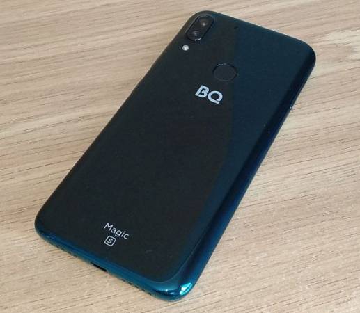  BQ Magic S – стильный и недорогой имиджевый смартфон 