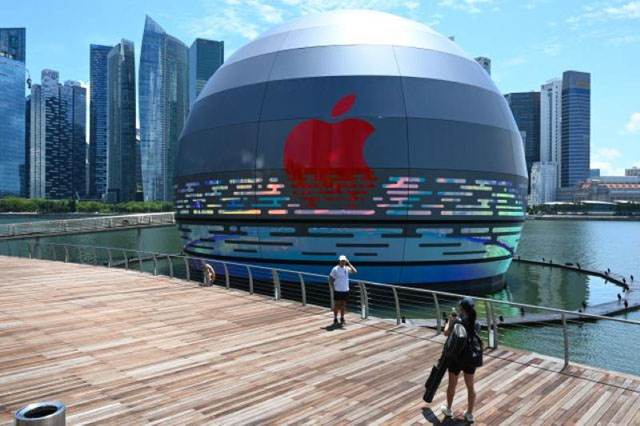 Apple построит в Сингапуре фирменный магазин в форме шара