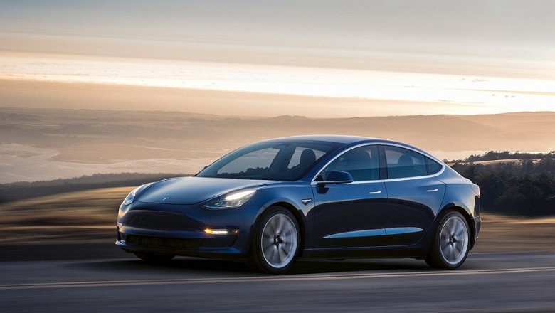 Чистая прибыль Tesla в первом квартале 2021 года составила 438 млн долларов