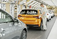 С конвейера Skoda сошёл первый автомобиль Skoda Fabia четвертого поколения